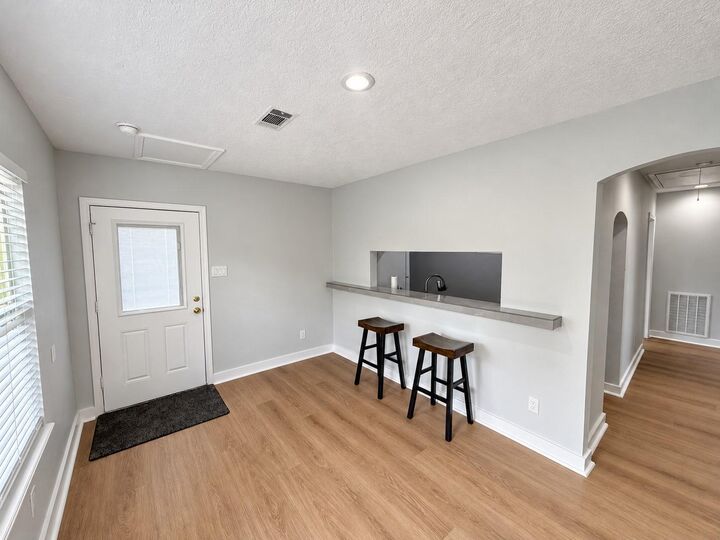 Property Photo:  1313 Pearson Street Apt  TX 77023 