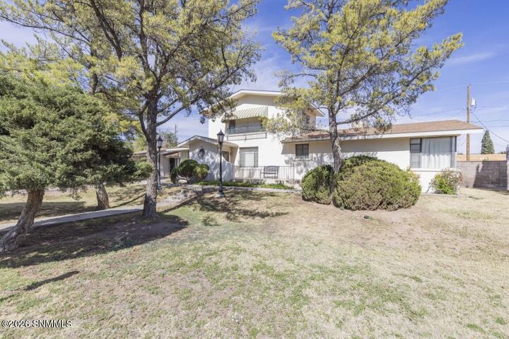 Property Photo:  950 Hess Terrace  NM 88005 