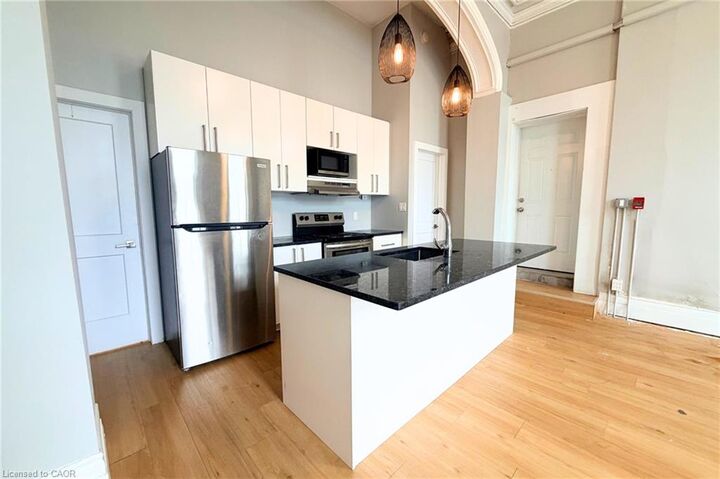 Property Photo: 115 Park Street S ON L8P 3E6
