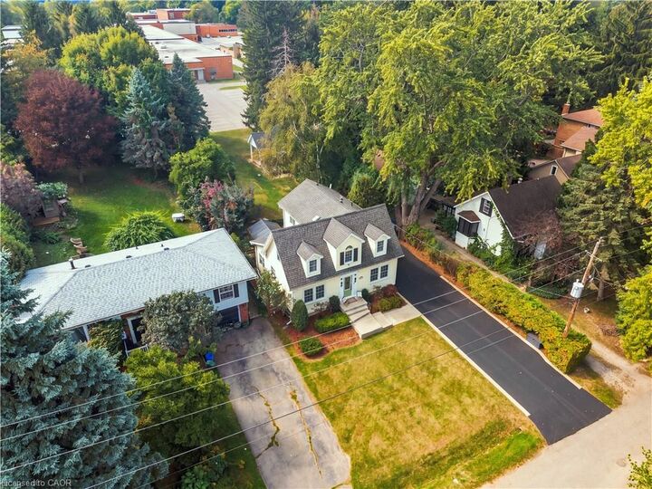 Property Photo:  40 Valleyview Drive  ON L9G 2A5 