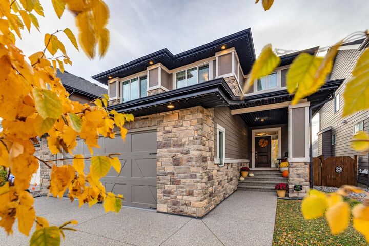 Property Photo: 64 Cranbrook Crescent SE AB T3M 2C3