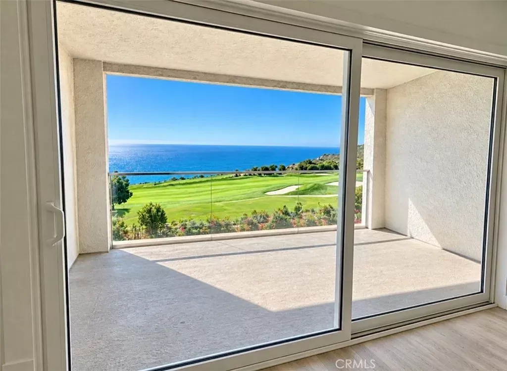 Property Photo:  3200 La Rotonda 217  CA 90275 