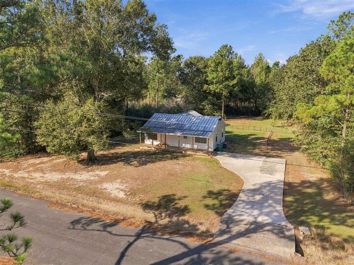 Property Photo:  3741 Evelyn Street  LA 70663 