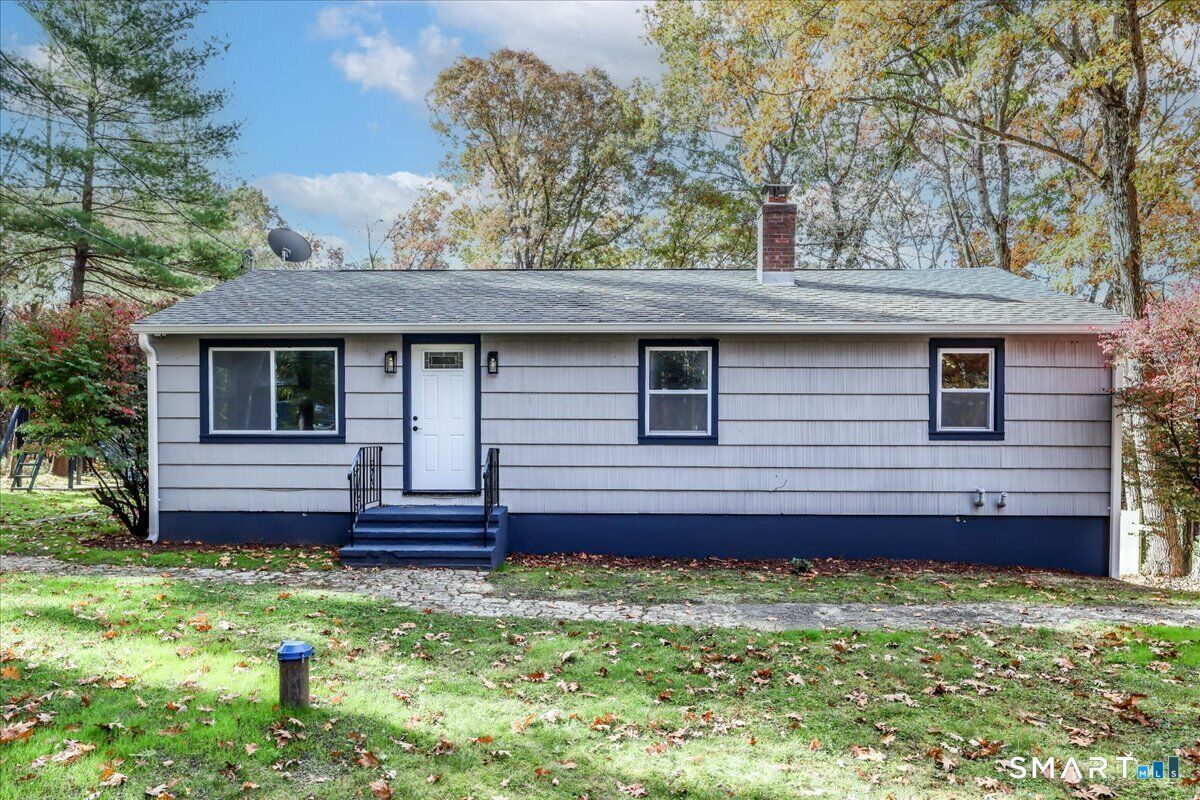 Property Photo:  110 Woodland Drive  CT 06791 
