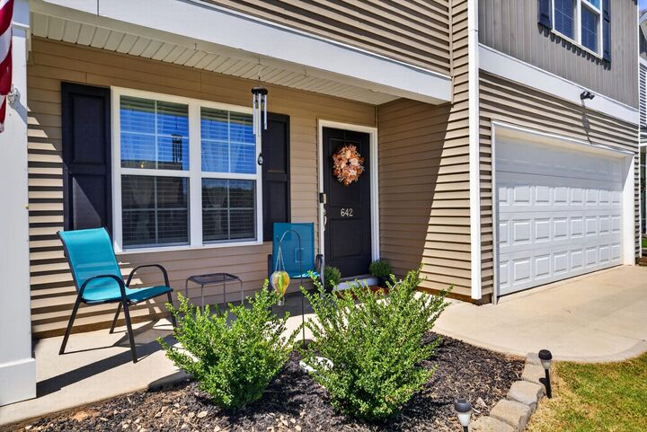 Property Photo: 642 Ridgeville Crossing Drive SC 29349