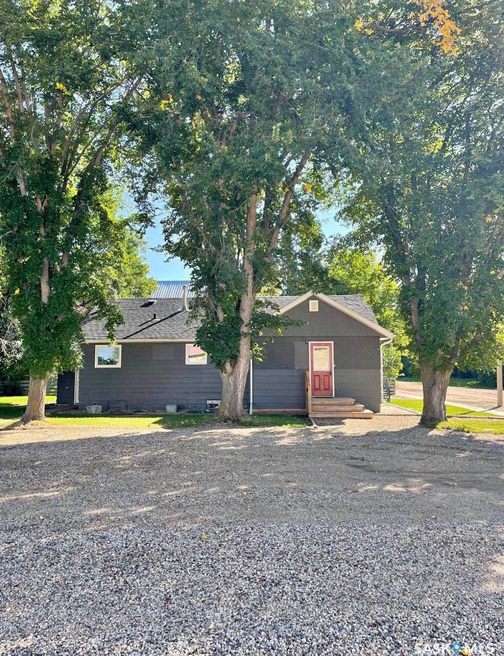 Property Photo:  205 Railway Avenue  SK S0A 1K0 