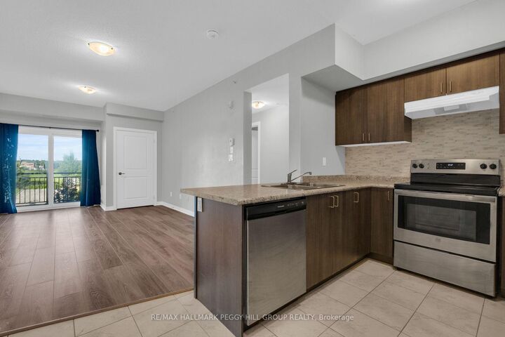Property Photo:  299 Cundles Road E 308  ON L4M 0K9 