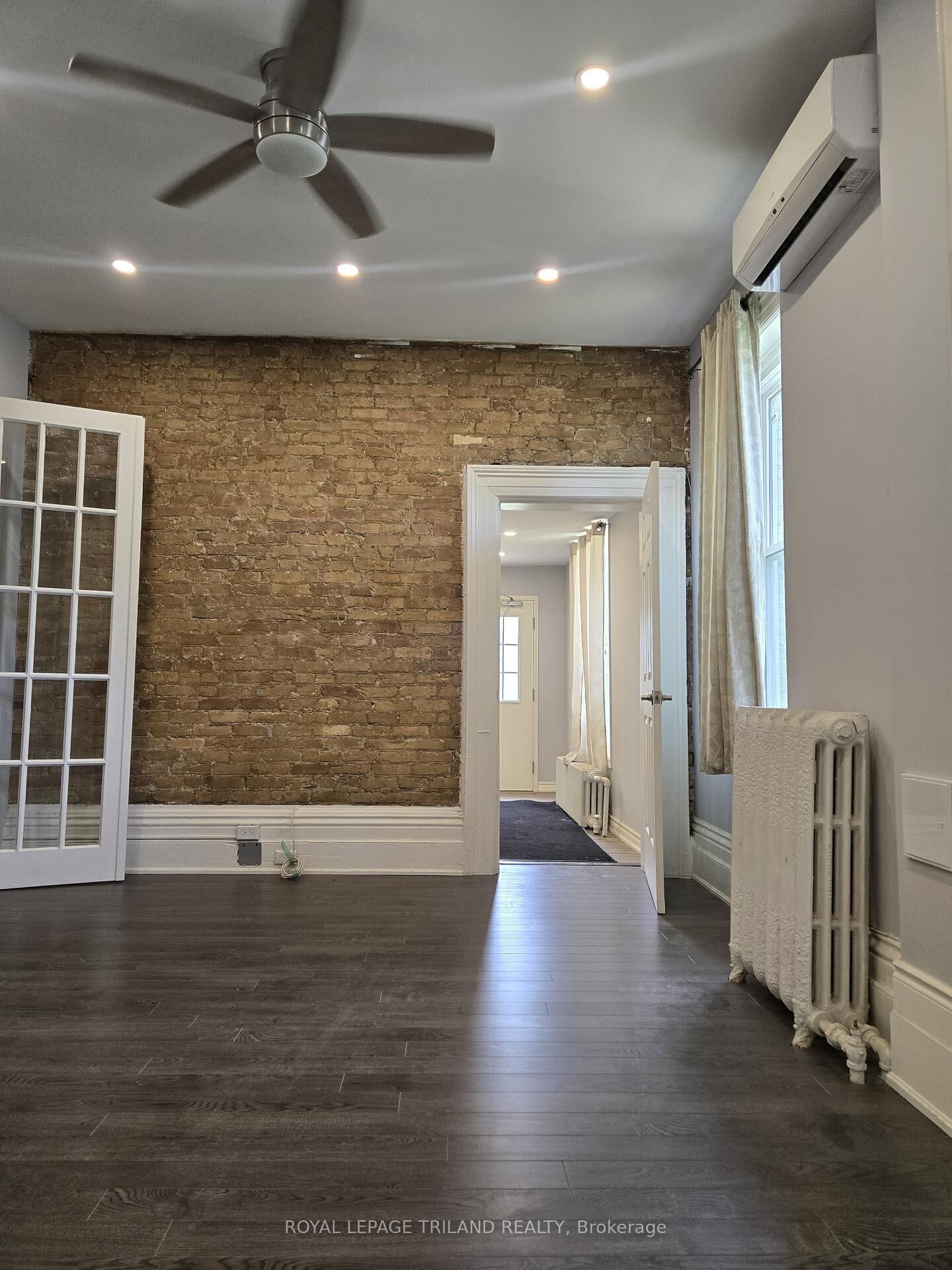 Property Photo:  60 Blackfriars Street 2  ON N6H 1K7 