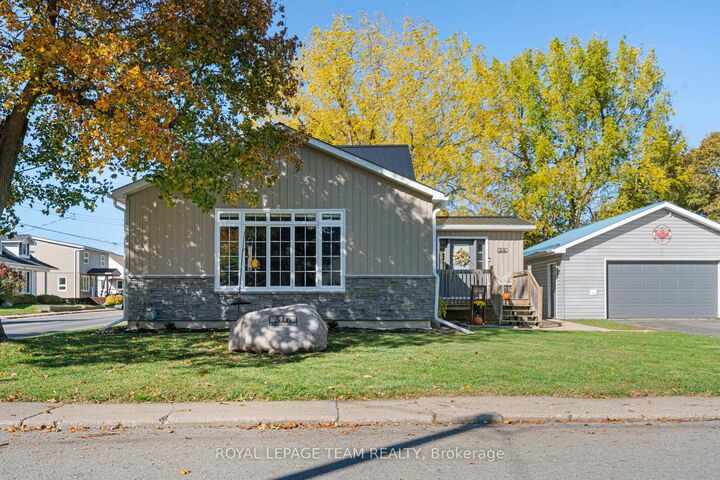 Property Photo:  516 Sophia Street  ON K0E 1T0 