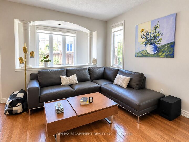Property Photo:  5321 Applegarth Drive  ON L7L 7E4 