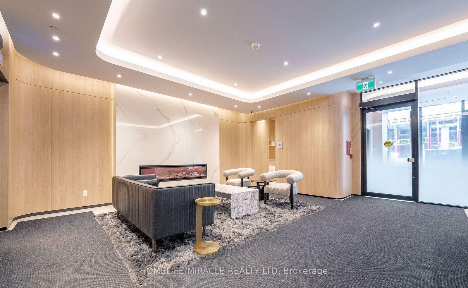 Property Photo:  185 Alberta Avenue 703  ON M6C 0A5 