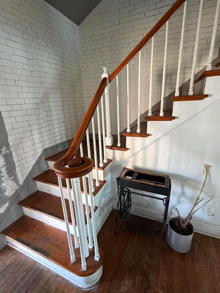 Property Photo:  231 Lakeview Drive  OH 43008 