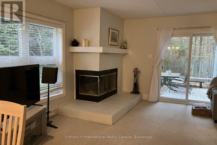 Property Photo:  903 Cedar Pointe Court  ON L9Y 5C7 