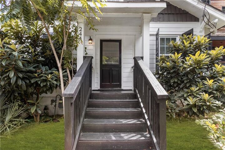 Property Photo:  244 Laurel Avenue SW  GA 30314 
