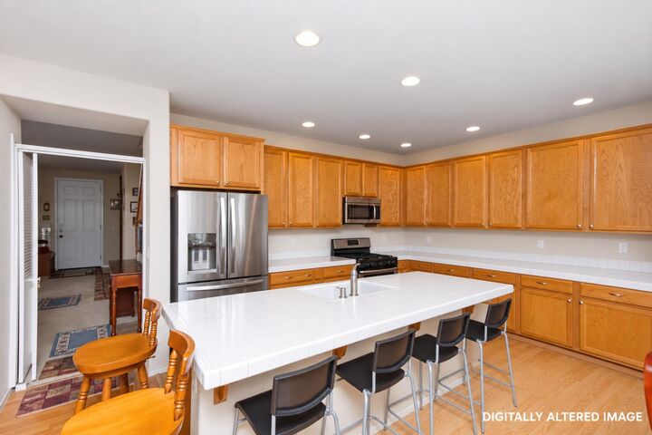 Property Photo:  7780 Dolphinfish Way  CA 95828 