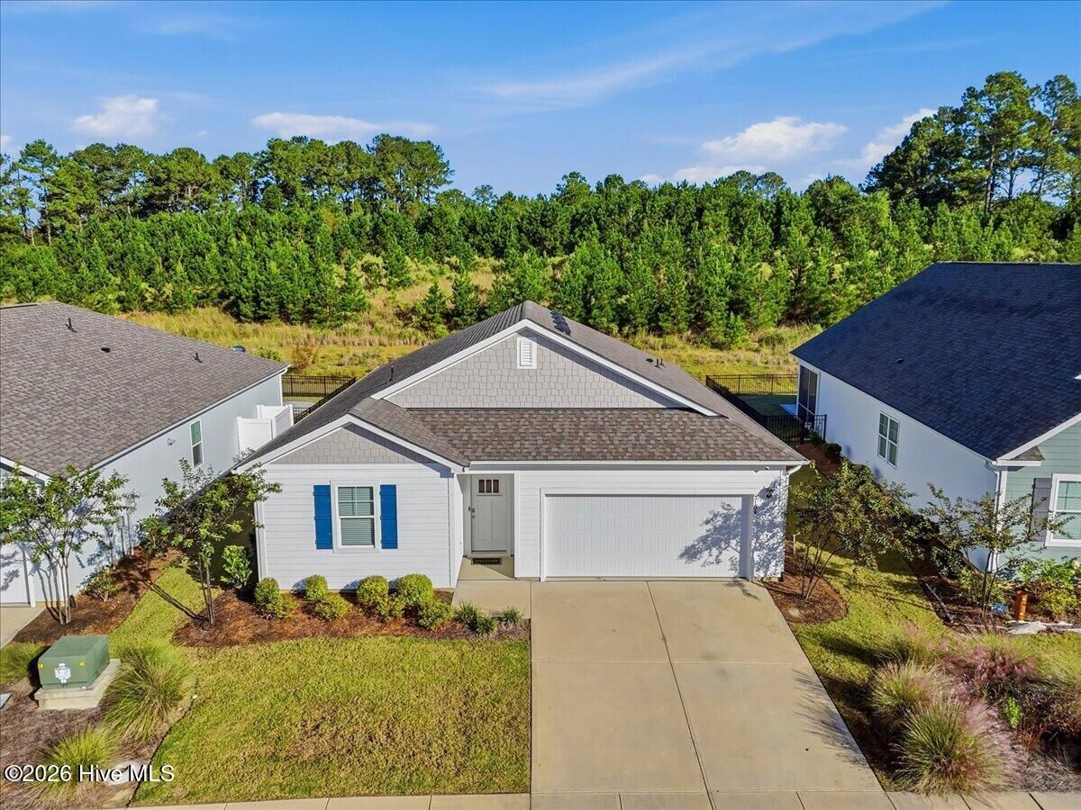 Property Photo:  3109 Lochgreen Circle  NC 28451 