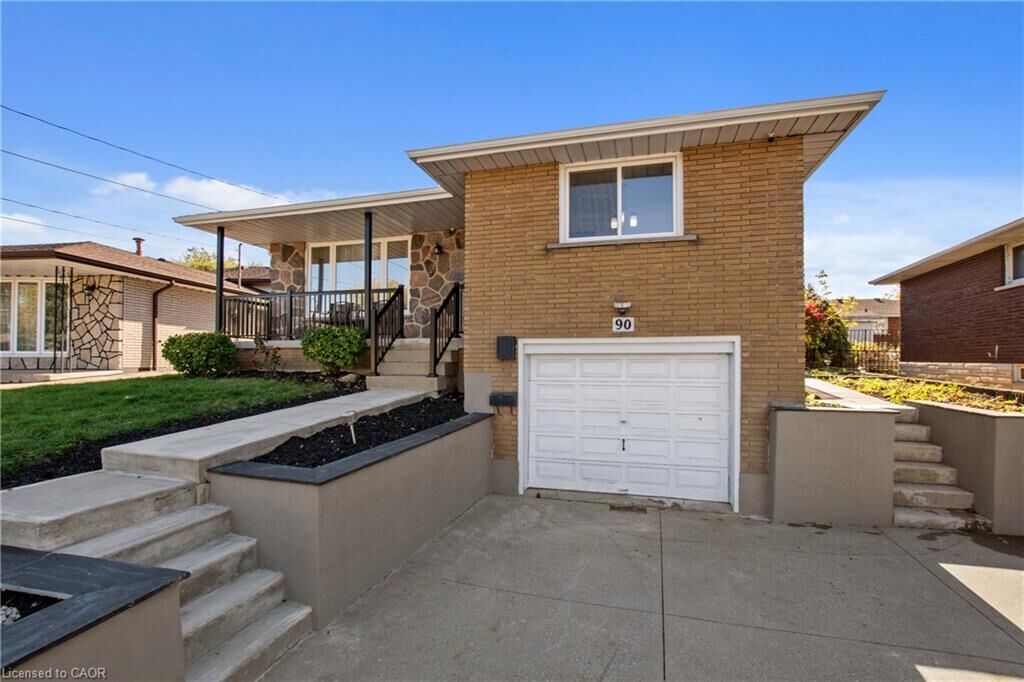 Property Photo:  90 June Street  ON L9A 2R7 