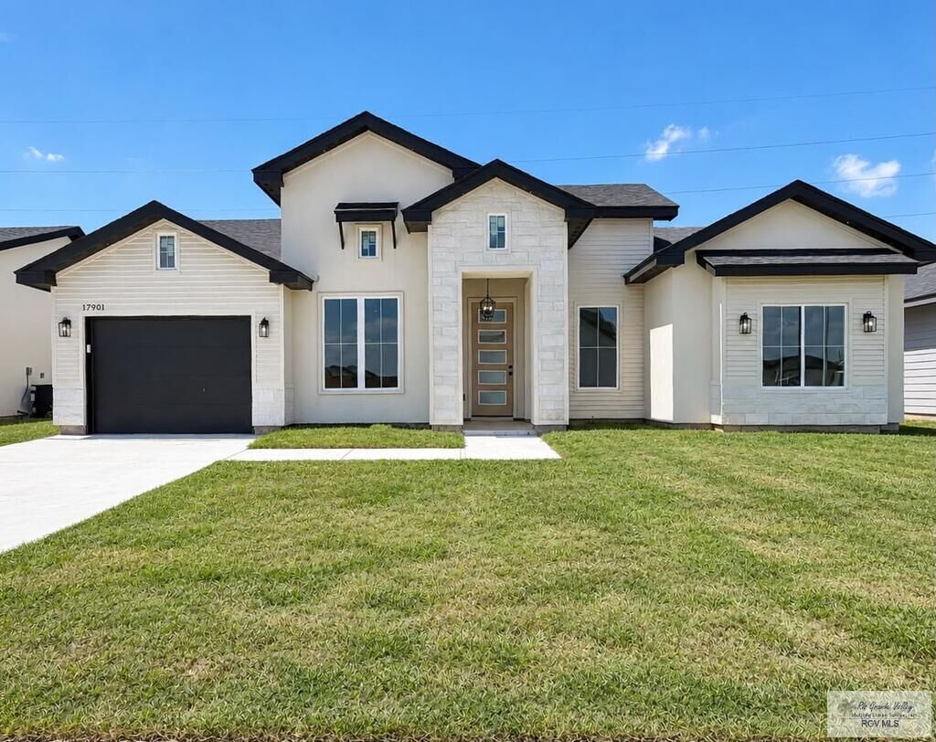 Property Photo:  17901 Spruce St  TX 78552 