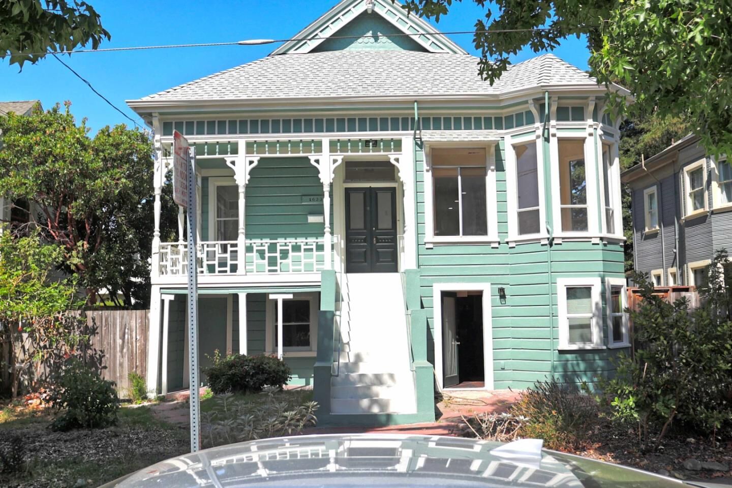 Property Photo:  1633 Harmon Street  CA 94703 