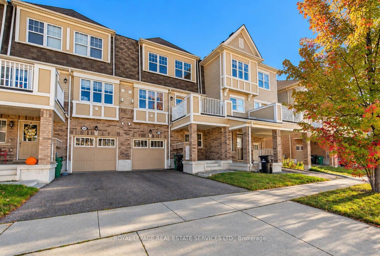 Property Photo:  16 Stratus Street  ON N2R 0K5 