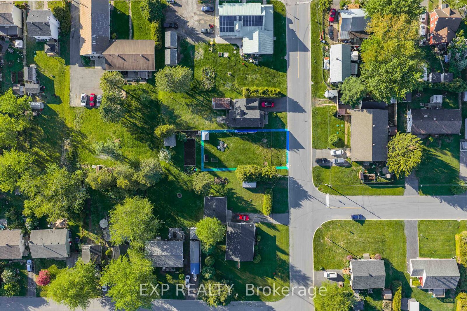 Property Photo:  4 Montcalm Street  ON K0A 1E0 