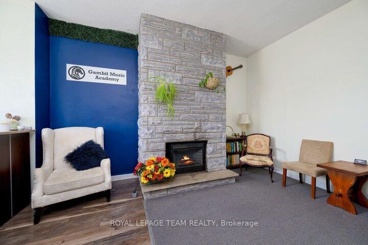 Property Photo:  422 Donald B Munro Drive  ON K0A 1L0 