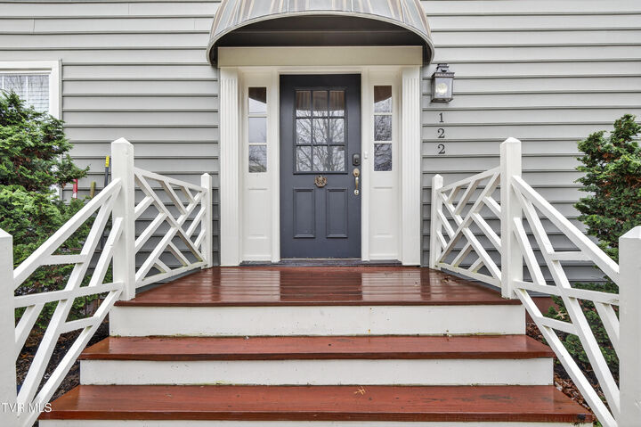 Property Photo:  122 Northeast Stonewall Heights  VA 24210 