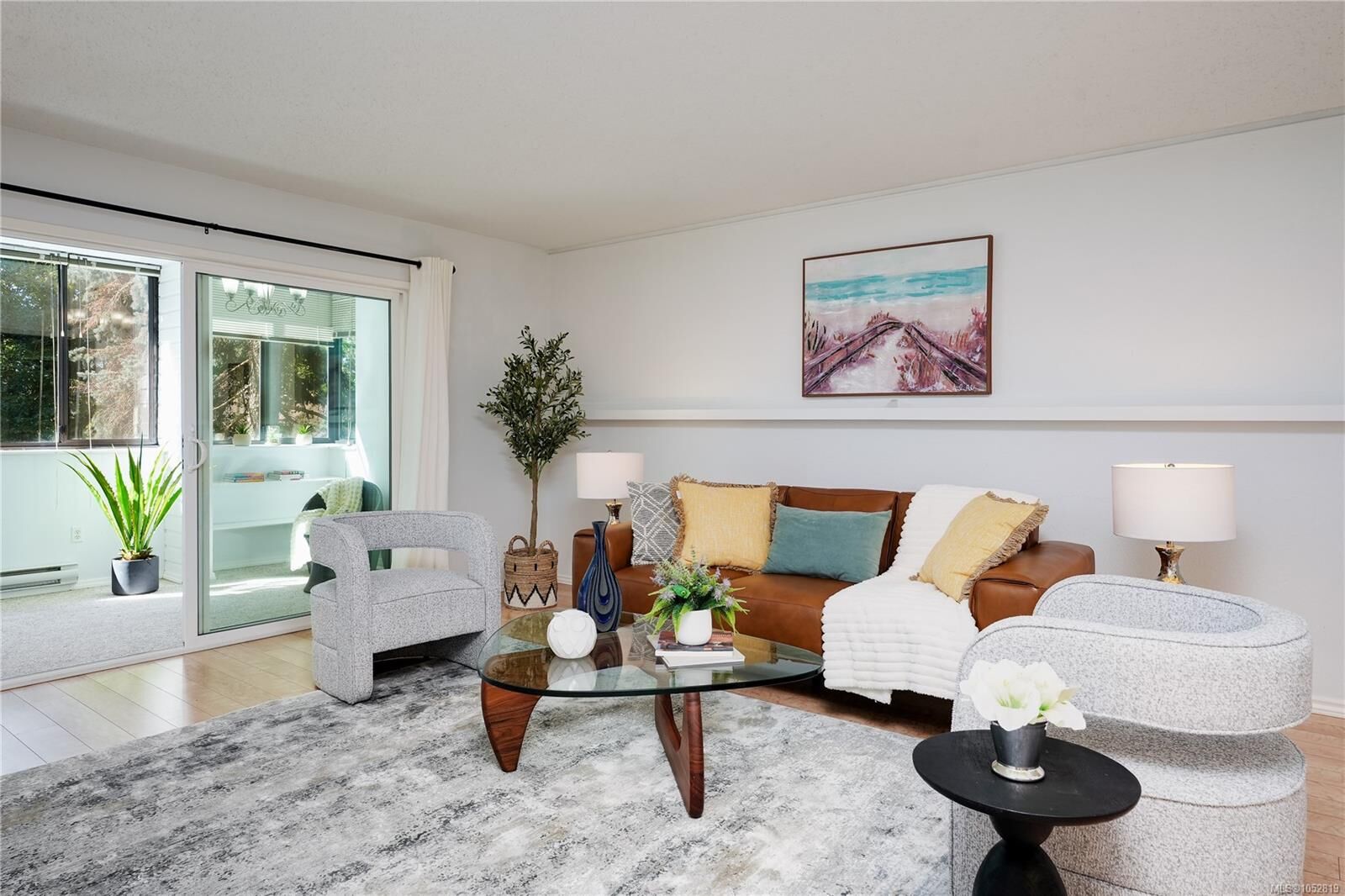 Property Photo:  1120 Fairfield Rd #203  BC V8V 3A7 
