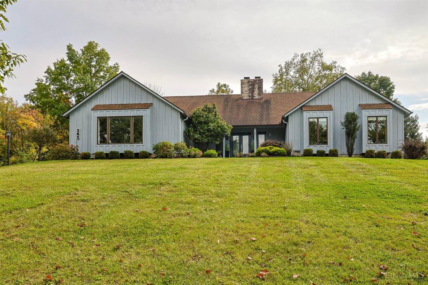 Property Photo:  345 Shoshone Court  OH 45215 