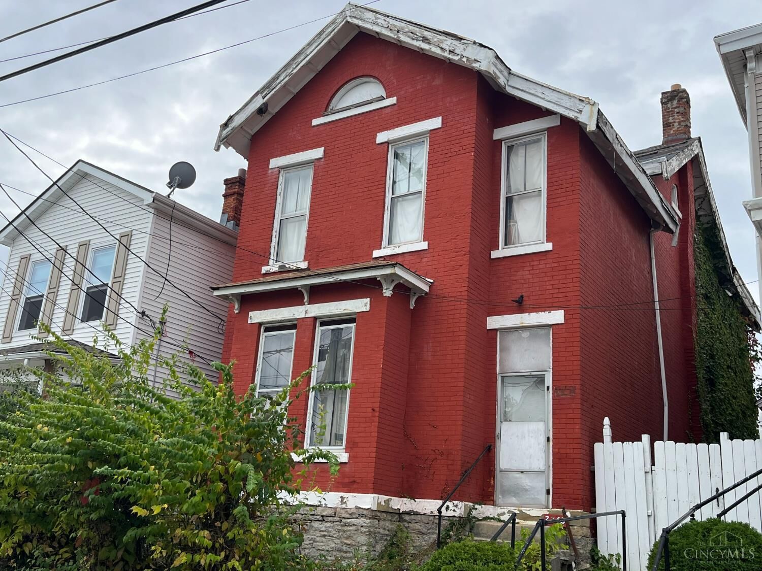 Property Photo:  2343 Kenton Street  OH 45206 