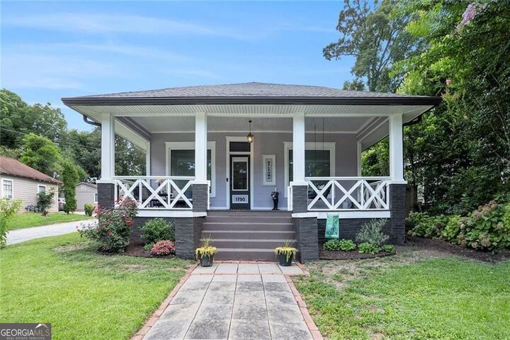 Property Photo:  1750 Thompson Avenue  GA 30344 