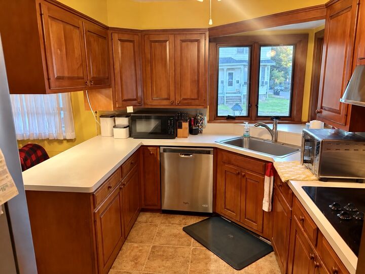 Property Photo:  520 N Quincy Street  IL 61727 