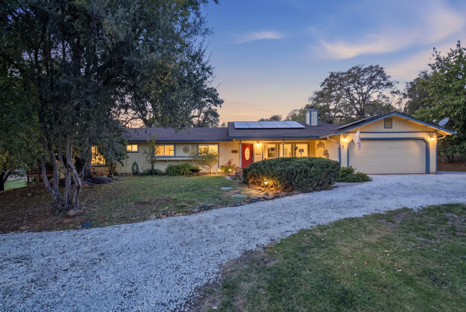 Property Photo: 12933 Drummer Way CA 95949