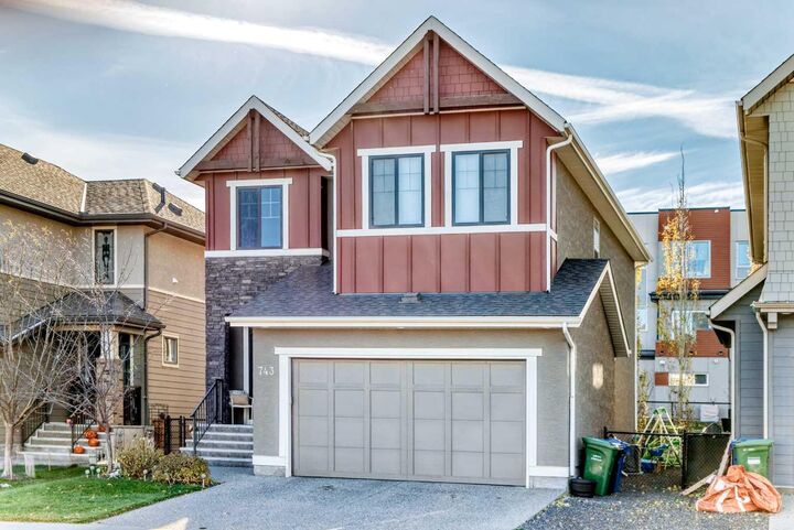 Property Photo:  743 Shawnee Drive SW  AB T2Y 1V6 