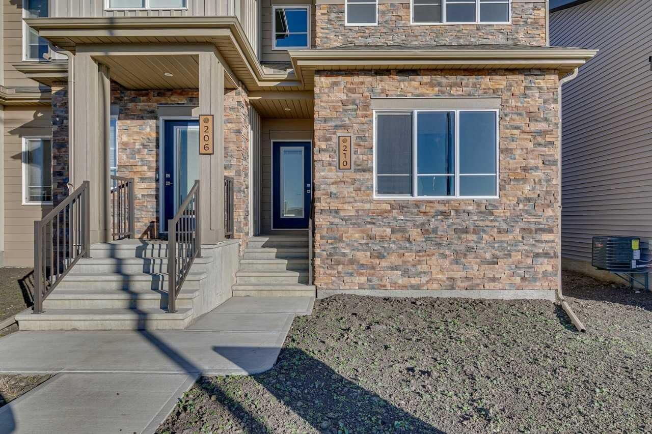 Property Photo:  210 Heartwood Parade SE  AB T3M 2K1 