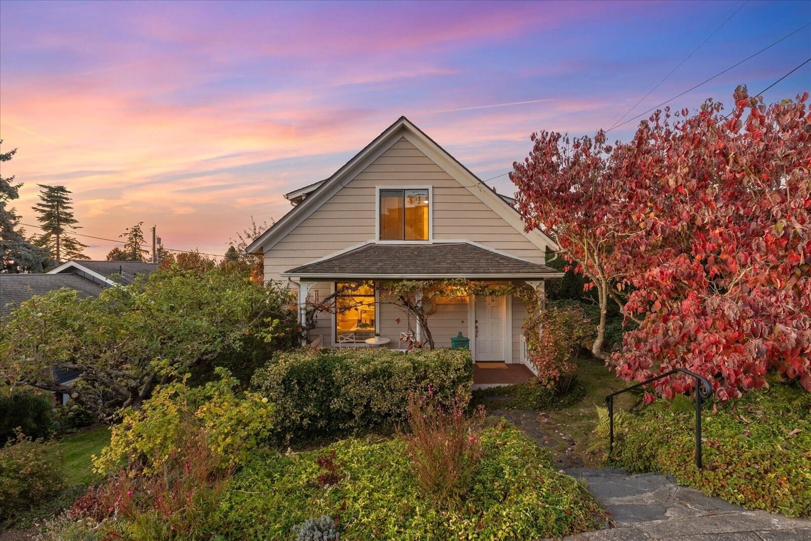 Property Photo: 657 Walnut Street WA 98020