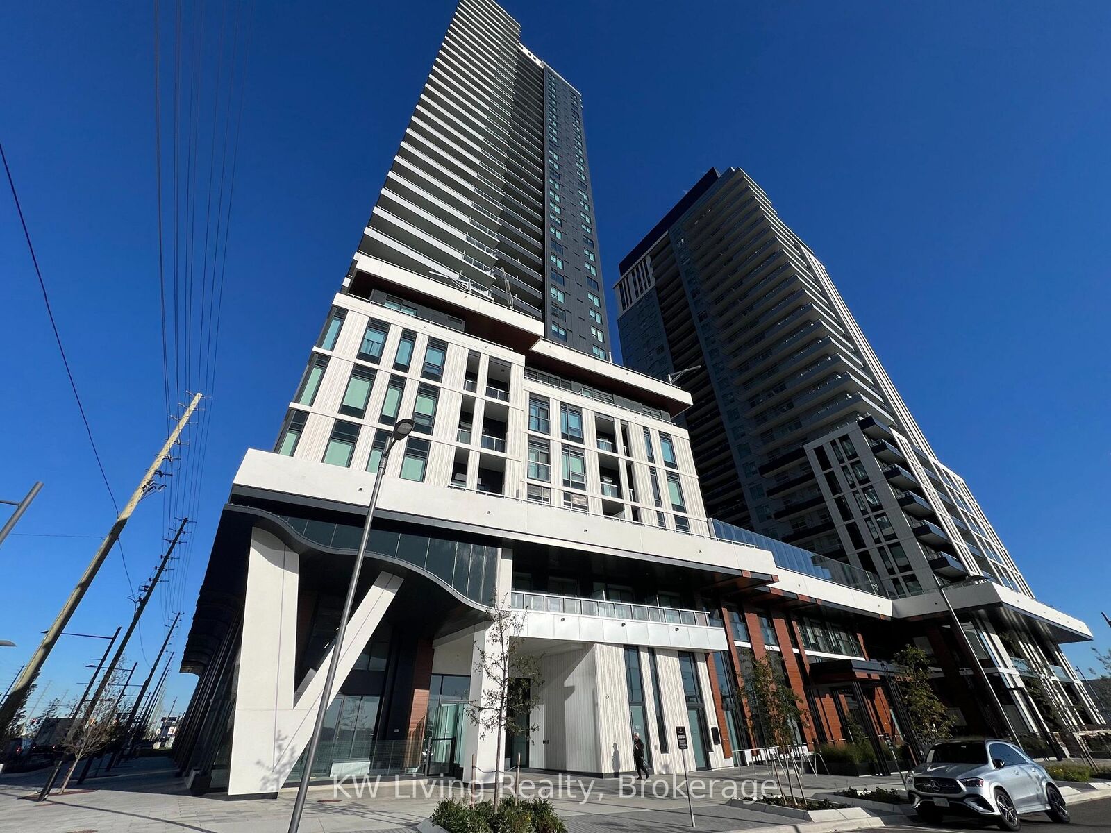 Property Photo:  5 Meadowdale Road 2510  ON L4K 0C7 