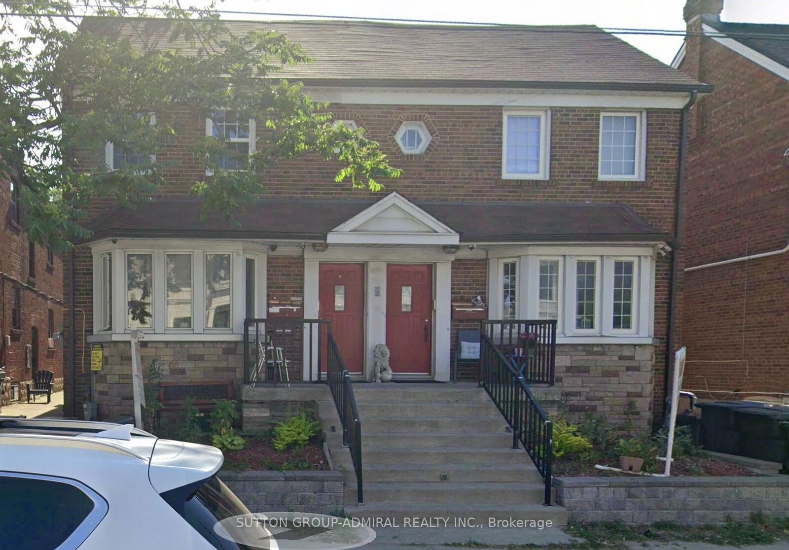 Property Photo:  1188 Avenue Road B  ON M5N 2G1 