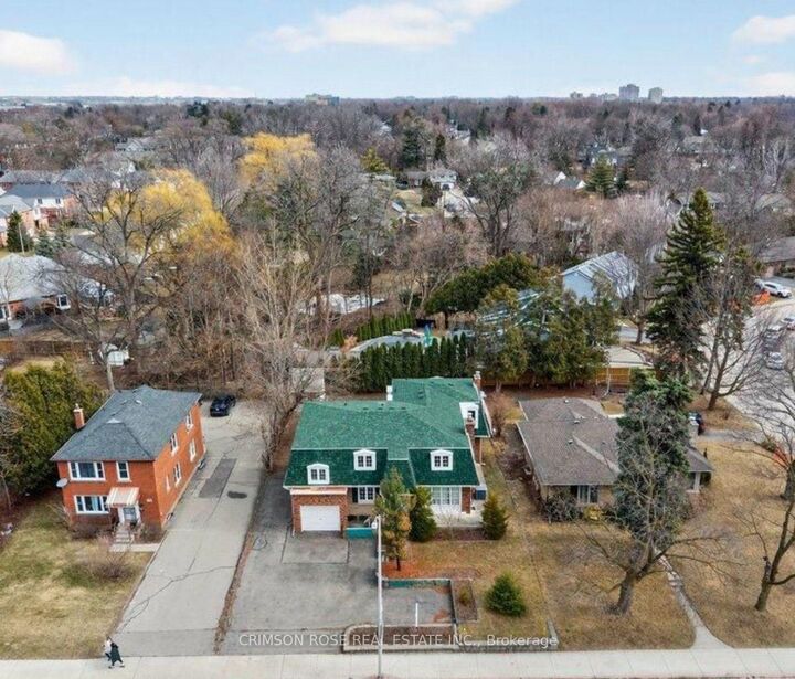 Property Photo:  727 Brant Street  ON L7R 2H6 
