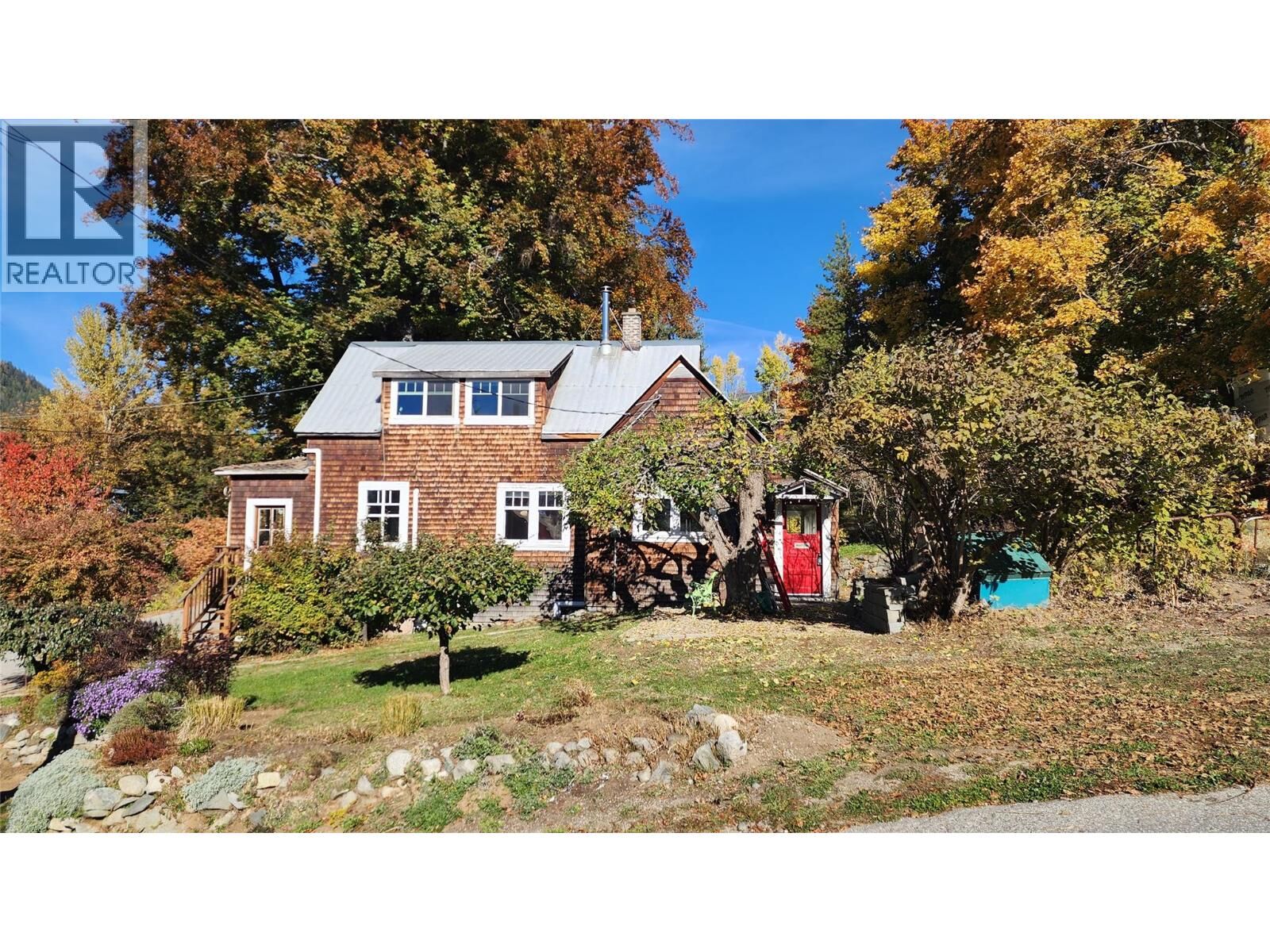 Property Photo: 1930 Monte Christo Street BC V0G 1Y0