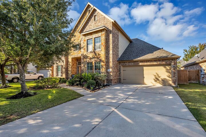Property Photo:  8121 Tranquil Lake Way  TX 77385 