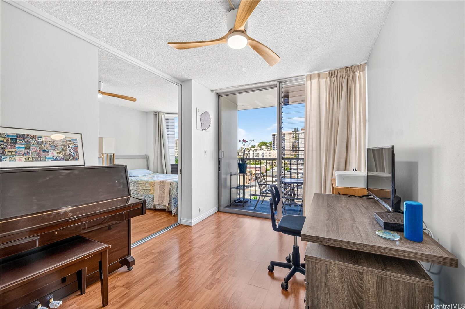 Property Photo: 1535 Pensacola Street 1009 HI 96822