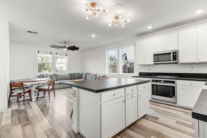 Property Photo: 2700 Bathford Street CA 95833