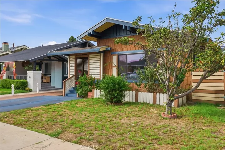Property Photo: 1453 W 56th Street CA 90062