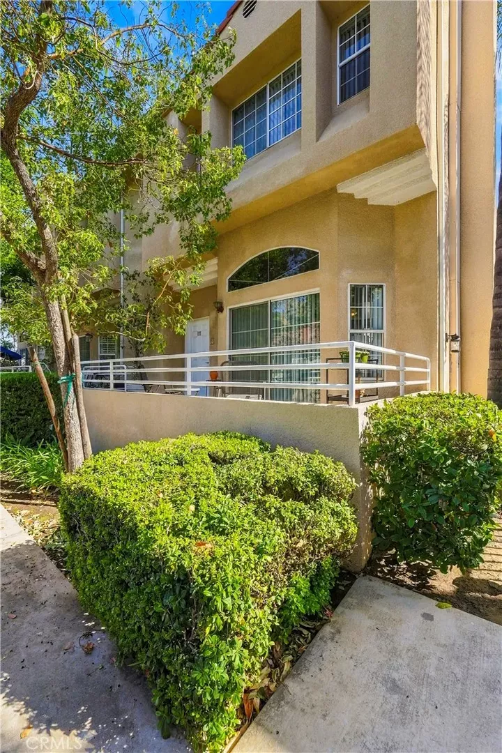 Property Photo:  7109 Farralone 117  CA 91303 