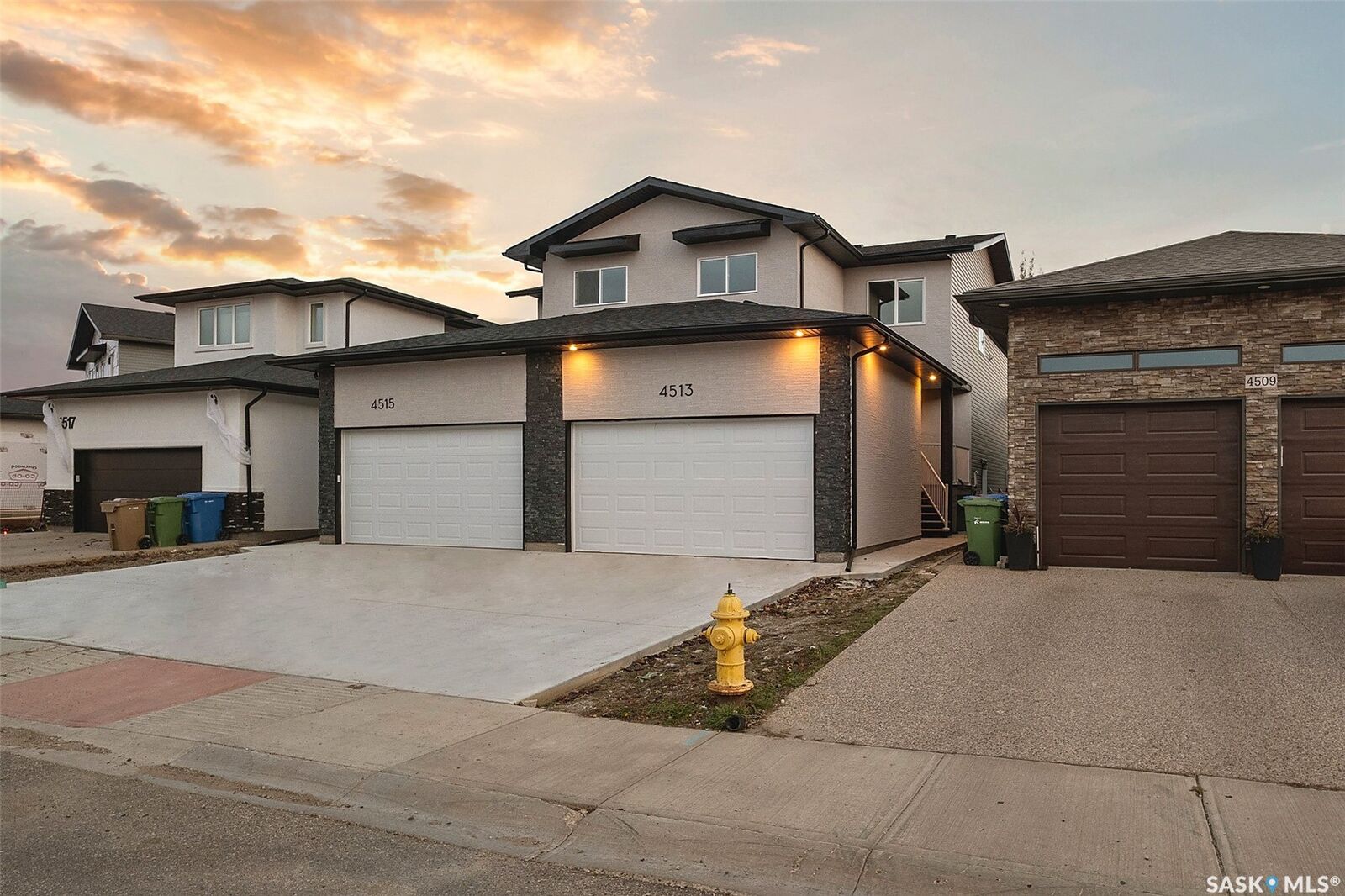 Property Photo: 4513 Green Brooks Way E SK S4V 3K5
