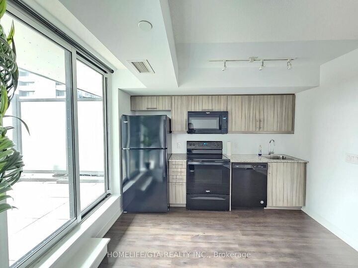 Property Photo:  30 Meadowglen Place 202  ON M1G 0A7 