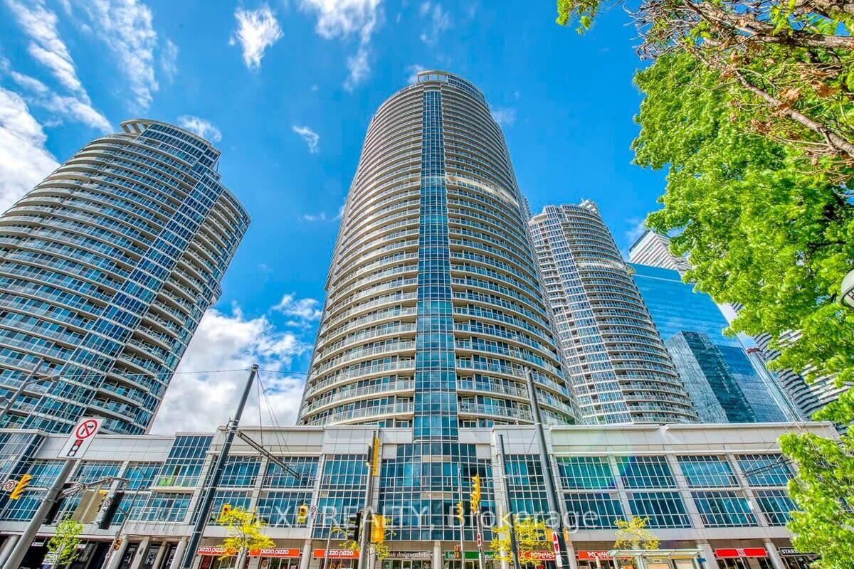 Property Photo:  208 Queens Quay W 1213  ON M5J 2Y5 