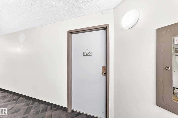 Property Photo:  10149 Saskatchewan Drive NW 200  AB T6E 6B6 