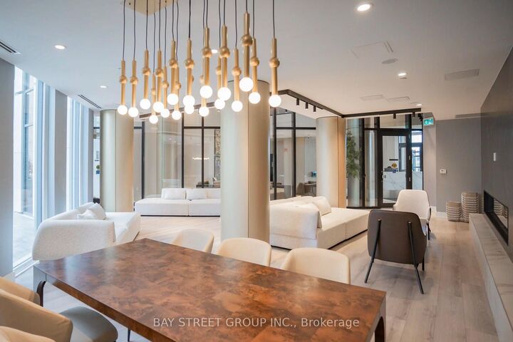Property Photo:  1005 Dundas Street E 145  ON L6H 8C7 